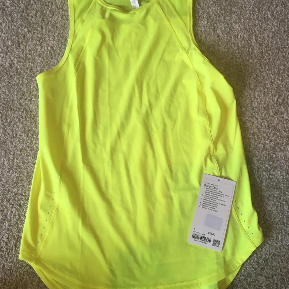 Lululemon tank top